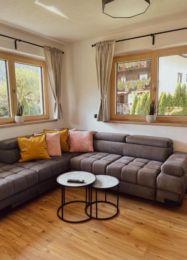 Apartment Goldene Mitte Aschau Im Zillertal Dış mekan fotoğraf